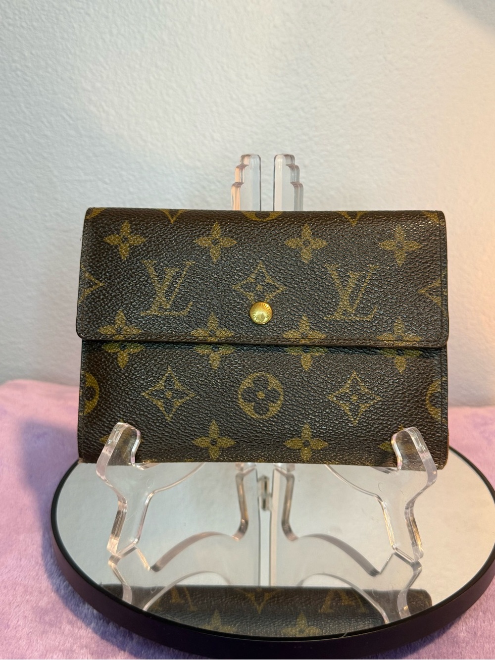 Authentic Louis Vuitton Vintage Monogram Medium Flap Trifold Wallet SP0093